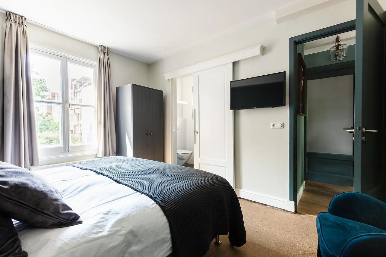 Canal Wow Suites Amsterdam 0*,  Netherlands
